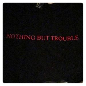 SUPER CUTE “nothing but trouble” crop top 🤪